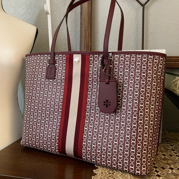 Tory Burch Handbags - New Tory Burch large tote ♥️